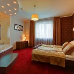 Chabrowy Dworek Hotel Teresin