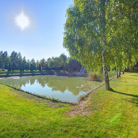 Chabrowy Dworek Hotel Teresin