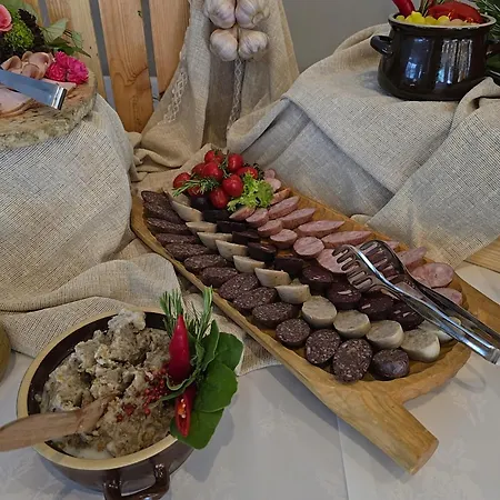 Chabrowy Dworek Hotel