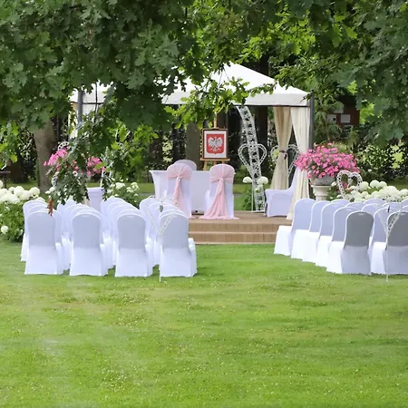 Chabrowy Dworek Hotel Teresin