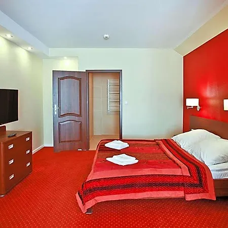 Chabrowy Dworek Hotel Teresin
