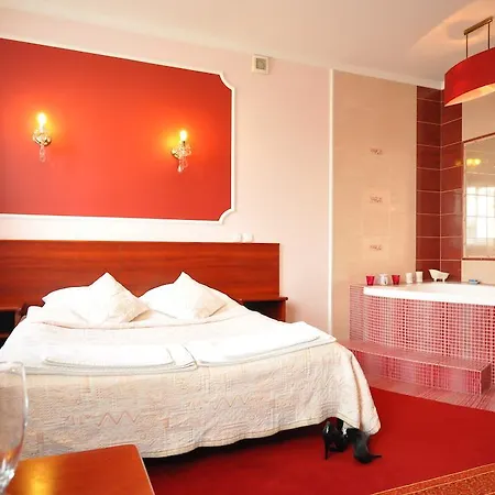 Chabrowy Dworek Hotel Teresin