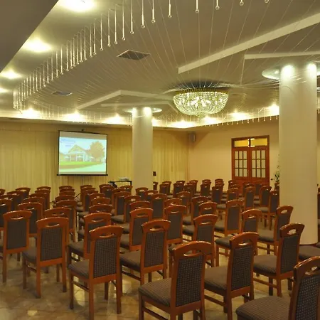 Hotel Chabrowy Dworek