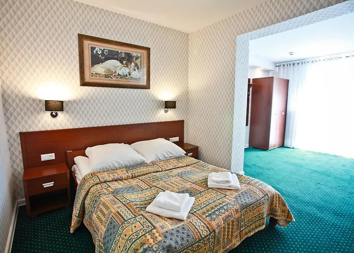 Chabrowy Dworek Hotel Teresin