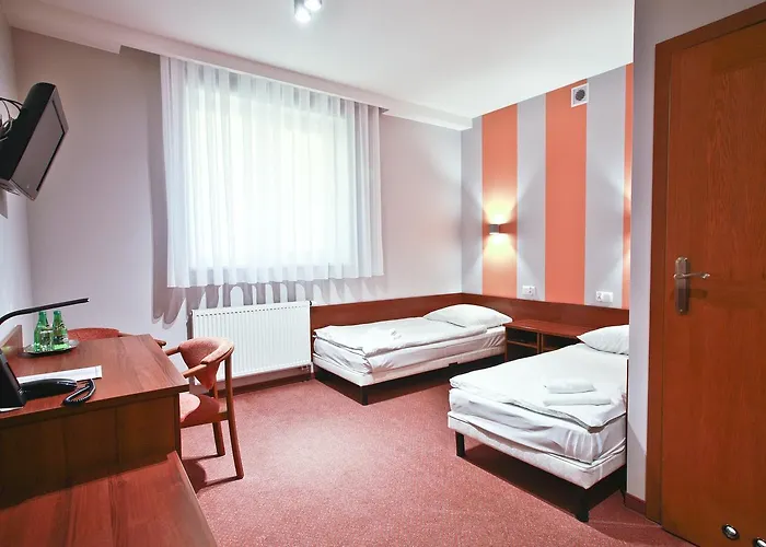 Hotel Chabrowy Dworek